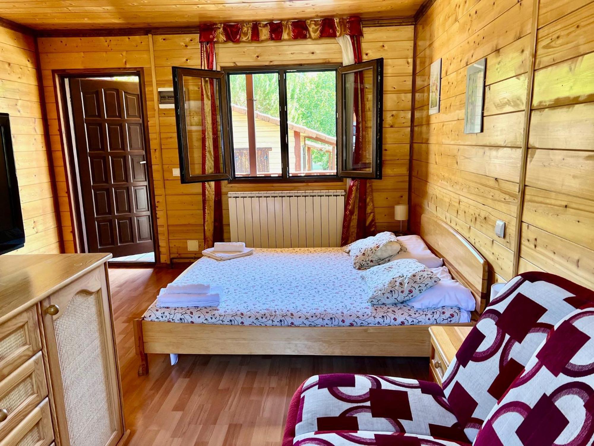 Camping Valle De Hecho Exteriér fotografie
